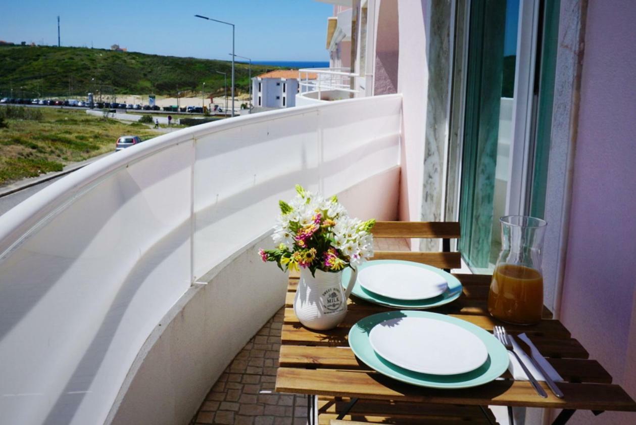 Apple Beach House Apartment Sintra Exterior photo